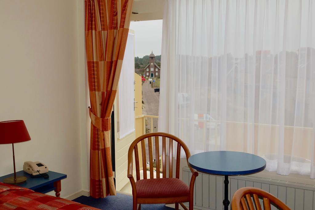 Hotel Prins Maurits Bergen aan Zee Ngoại thất bức ảnh